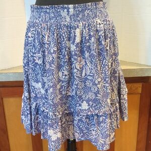 Sundry Blue and White Floral Mini Skirt. Size 3.